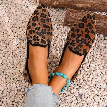 Xajzpa Women Pointed Toe Flats Shoes Fashion Flower Printing Comfortable Shallow Casual Loafers Ladies Breathable Non Slip Walking Shoe